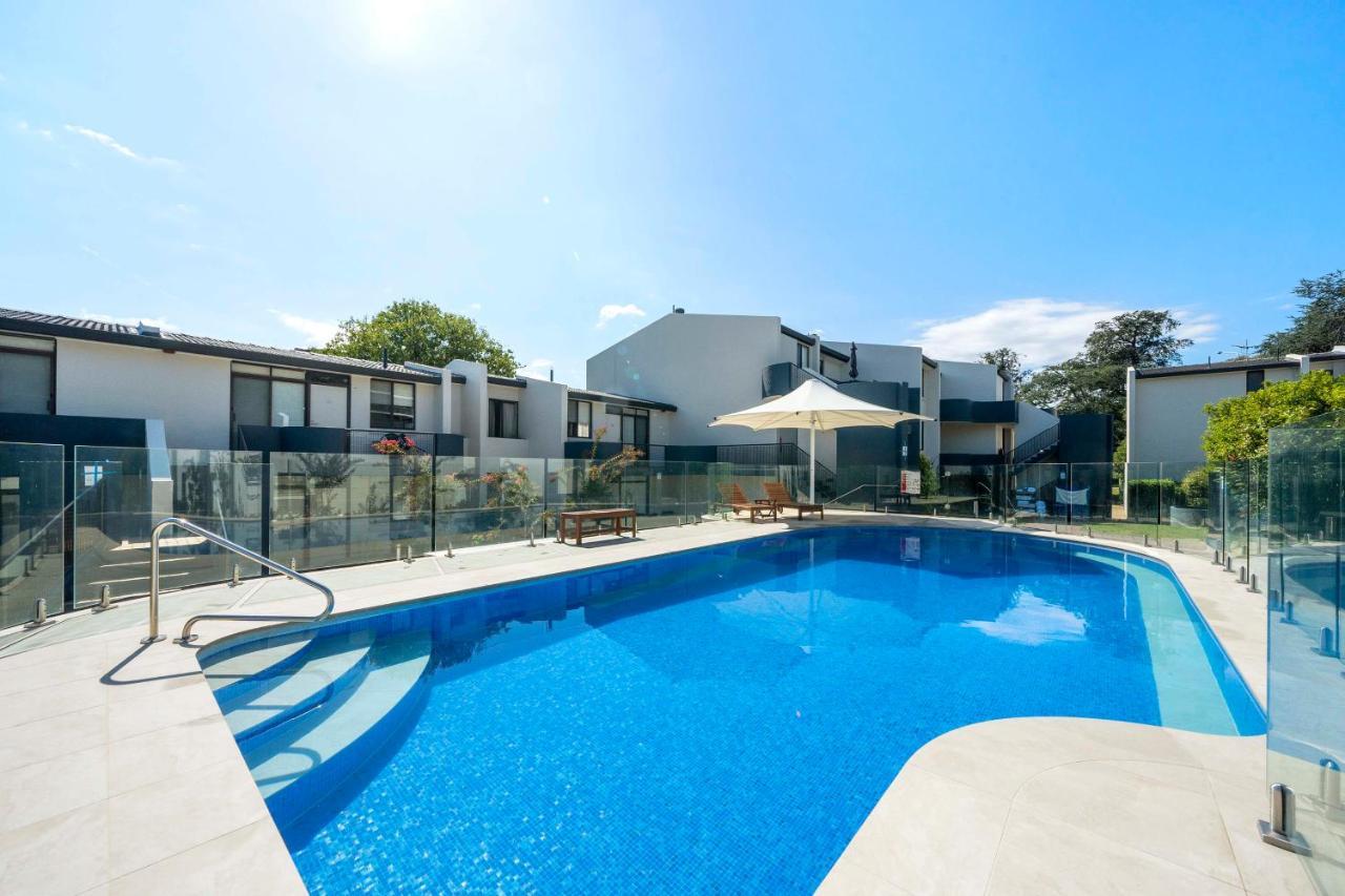 Aparthotel Manuka Park Serviced 4*